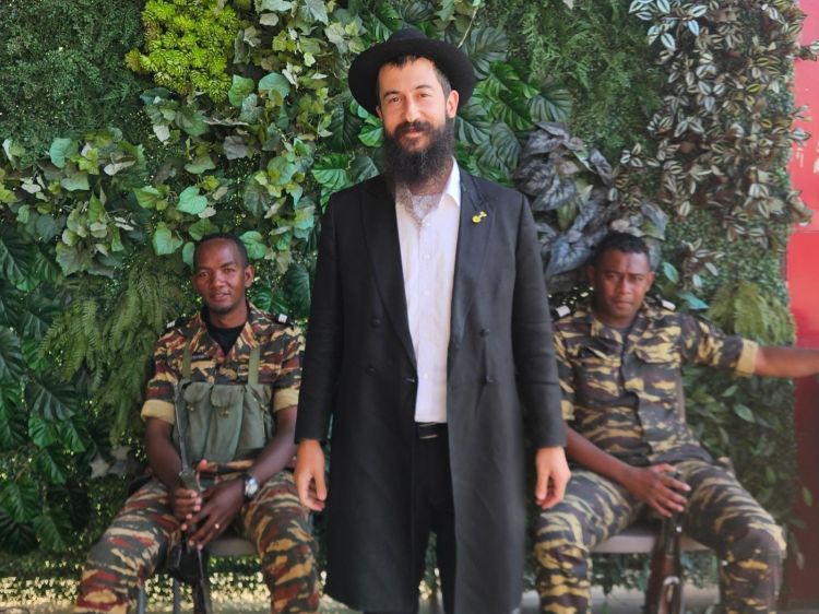 מהפיכה יהודית בצל מהפך צבאי